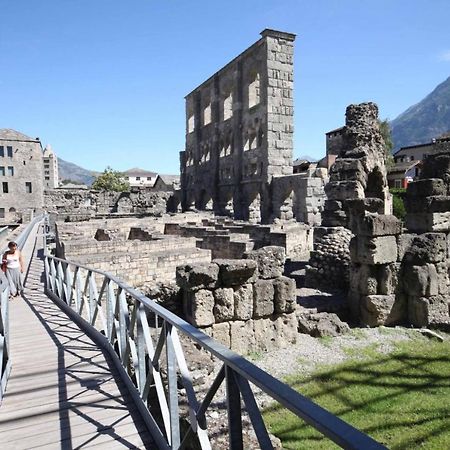 Casa Lucy Appartement Aosta Buitenkant foto