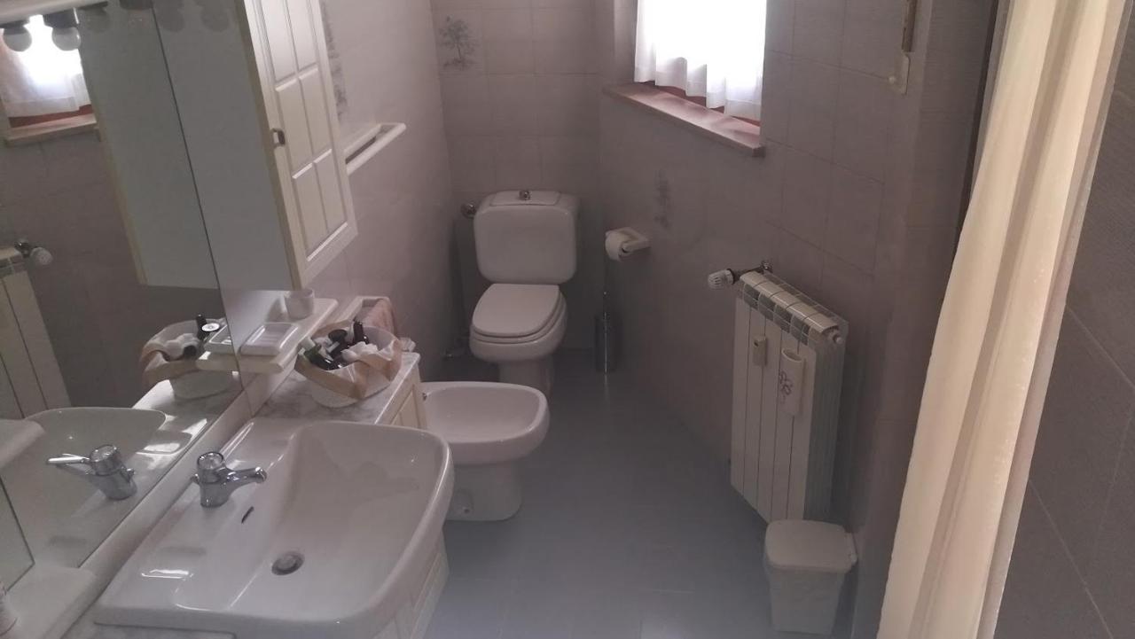 Casa Lucy Appartement Aosta Buitenkant foto